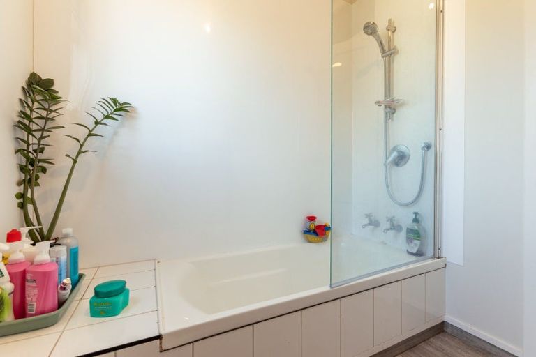 Photo of property in 33 Tennyson Street, Dannevirke, 4930