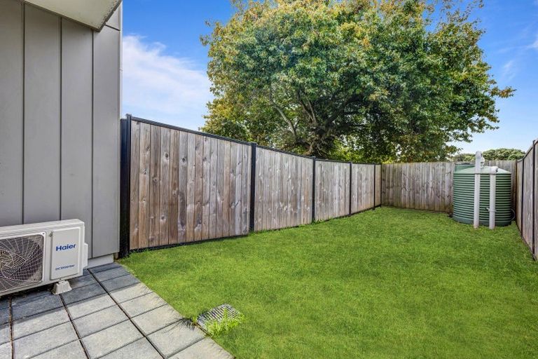 Photo of property in 13 Eileen Newey Place, Henderson, Auckland, 0612