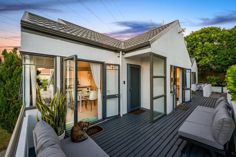 Photo of property in 56 Garton Drive, Massey, Auckland, 0614