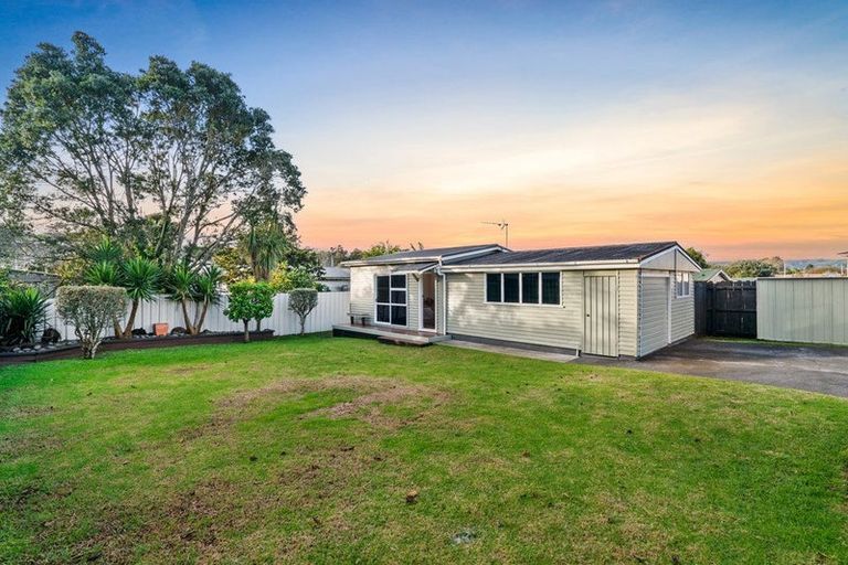 Photo of property in 23 Royston Street, Rosehill, Papakura, 2113