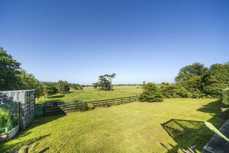 Photo of property in 88 Tokomaru Road East, Tokomaru, Palmerston North, 4474