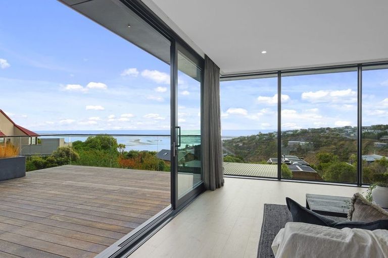 Photo of property in 3 Selleck Street, Mount Pleasant, Christchurch, 8081