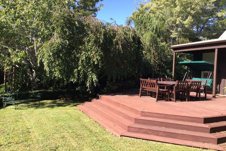 Photo of property in 23 Valley Road, Pukekohe, 2120