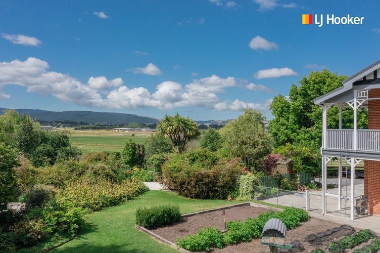 Photo of property in 108 Limeworks Road, Circle Hill, Milton, 9291