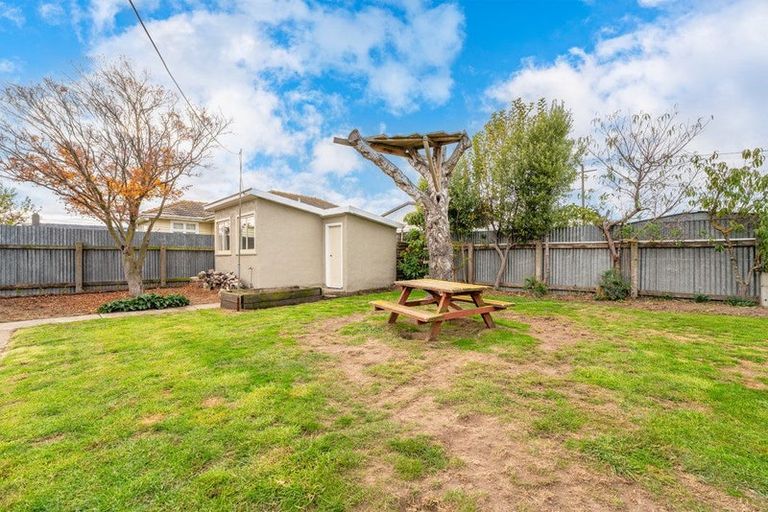 Photo of property in 14 Teviot Street, Oamaru North, Oamaru, 9400