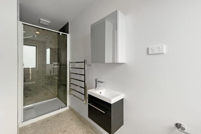 Photo of property in 11/23 Middleton Road, Johnsonville, Wellington, 6037