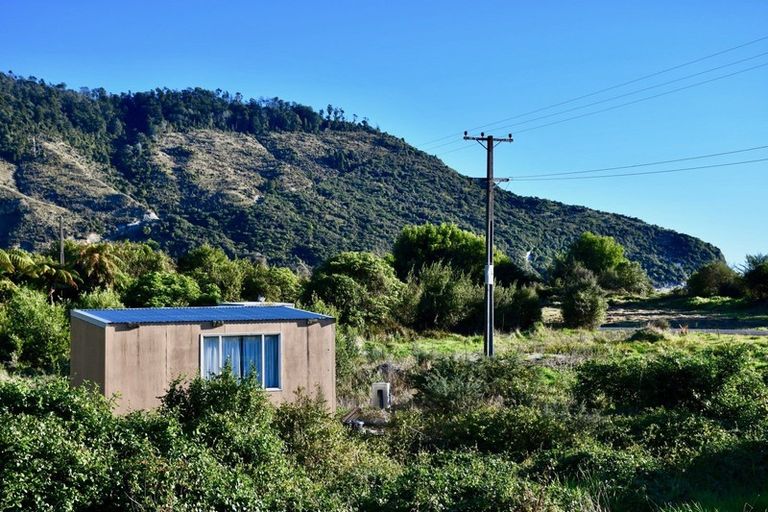 Photo of property in 47 Glasseye Drive, Little Wanganui, Karamea, 7893