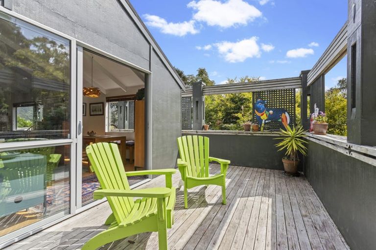 Photo of property in 27 Ocean View Road, Huia, Auckland, 0604