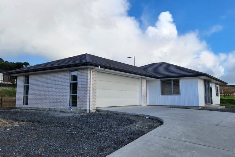Photo of property in 24 Urumaraki Avenue, Helensville, 0800
