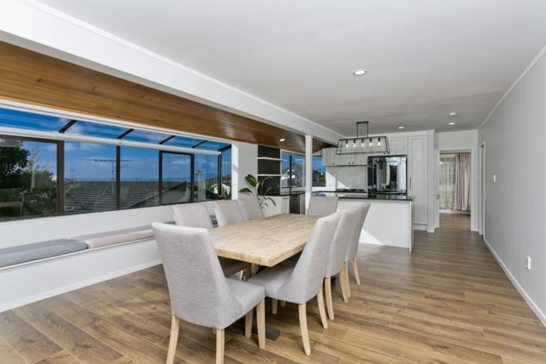 Photo of property in 43 Wyoming Avenue, Murrays Bay, Auckland, 0630