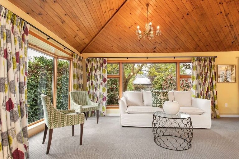 Photo of property in 11 Draper Street, Richmond, Christchurch, 8013