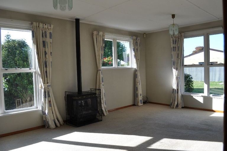 Photo of property in 6 Alpers Place, Hoon Hay, Christchurch, 8025