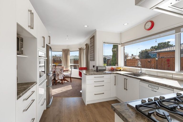 Photo of property in 94 Makarini Street, Paraparaumu, 5032