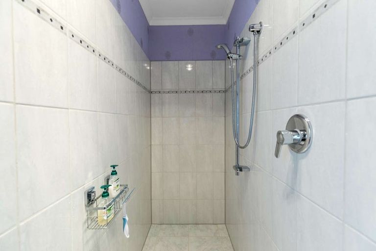 Photo of property in 36 Caulfield Place, Pukehangi, Rotorua, 3015