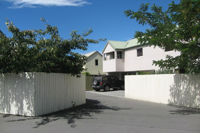 Photo of property in 42 Dover Street, St Albans, Christchurch, 8014