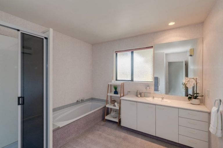 Photo of property in 69 Lowry Avenue, Redwood, Christchurch, 8051