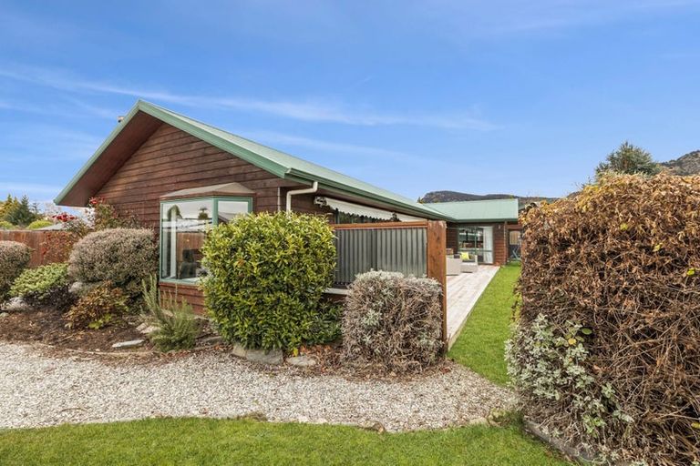 Photo of property in 47 Frye Crescent, Albert Town, Wanaka, 9305