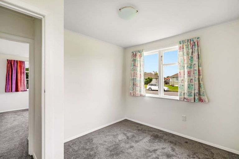 Photo of property in 13 Dockery Avenue, Onekawa, Napier, 4110