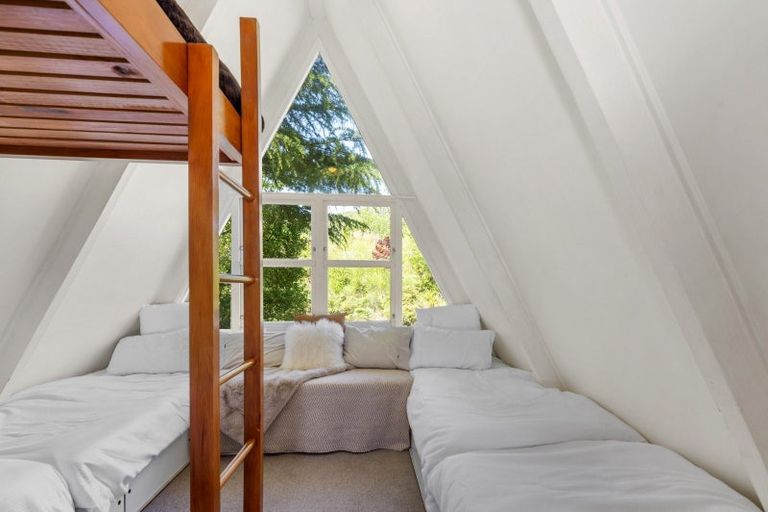 Photo of property in 7 Pearce Place, Kinloch, Taupo, 3377