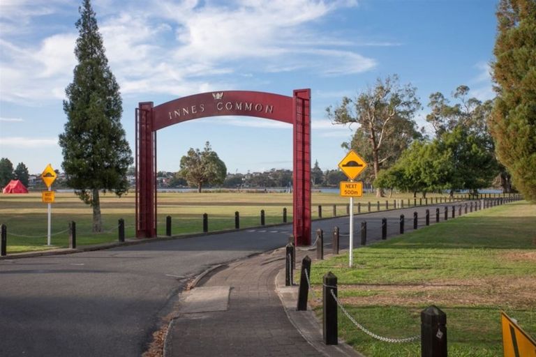 Photo of property in 163 Lake Crescent, Hamilton Lake, Hamilton, 3204