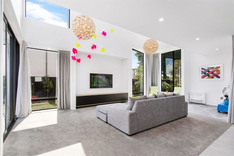 Photo of property in 58 Wai-iti Terrace, Burnside, Christchurch, 8052