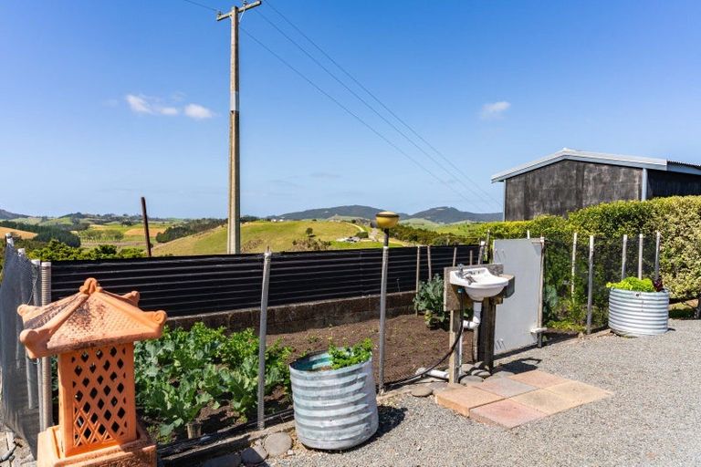 Photo of property in 347 Campbell Road, Parua Bay, Onerahi, 0192