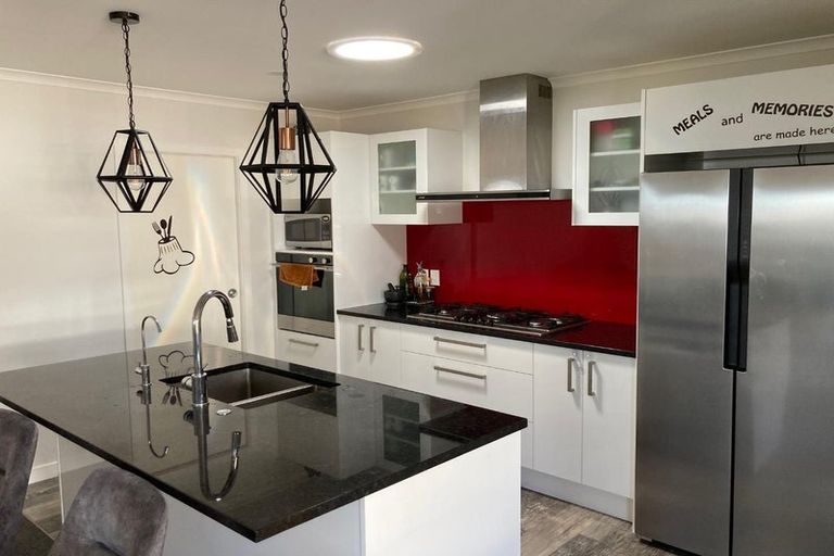 Photo of property in 38 Margaret Shields Avenue, Aotea, Porirua, 5024