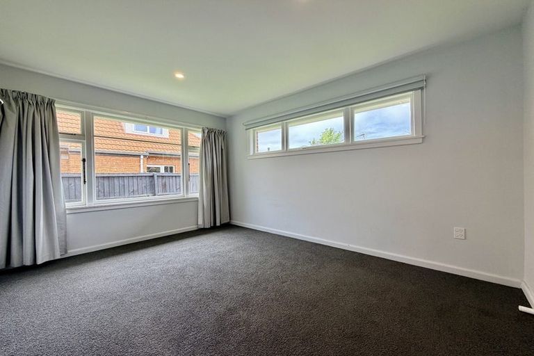 Photo of property in 35 Vagues Road, Northcote, Christchurch, 8052