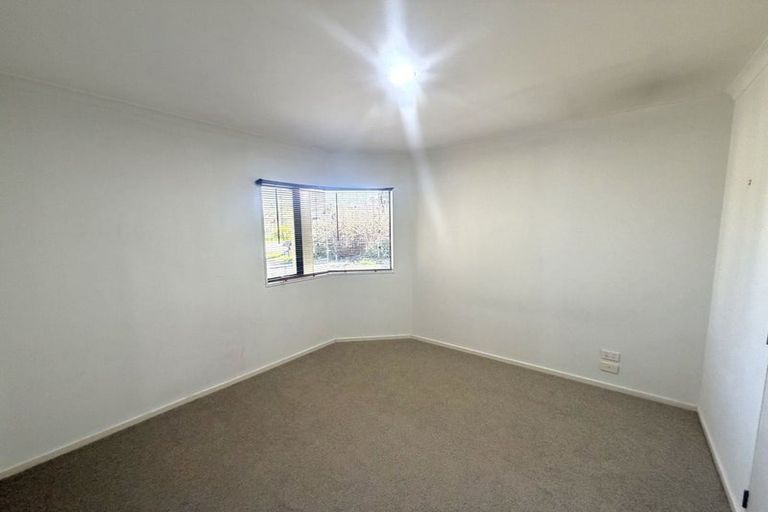 Photo of property in 311 Chapel Road, Flat Bush, Auckland, 2016