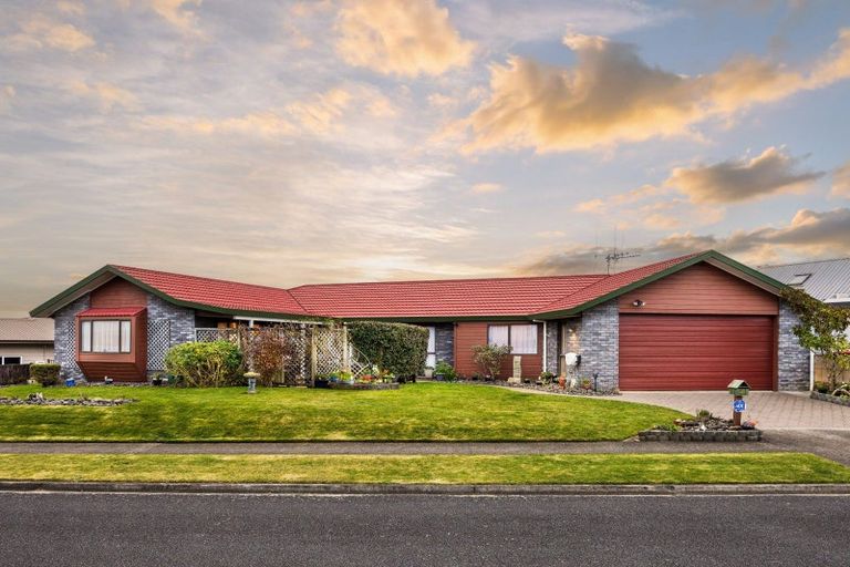 Photo of property in 46 Lansdowne Crescent, Glenview, Hamilton, 3206