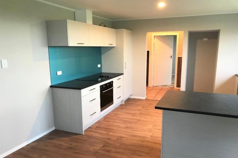 Photo of property in 89 Porikapa Road, Warea, New Plymouth, 4381