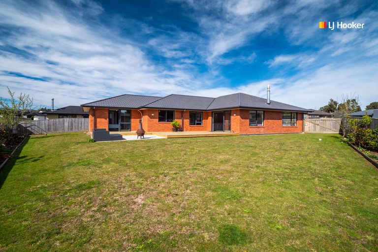 Photo of property in 101 Severn Street, Green Island, Dunedin, 9018