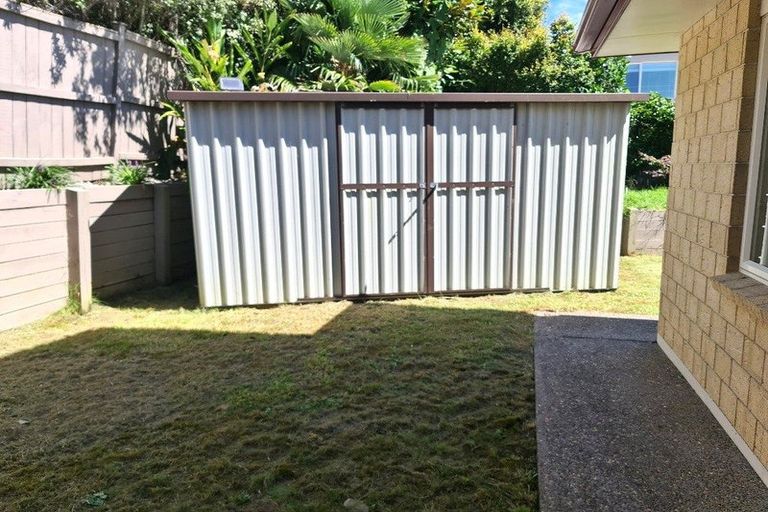 Photo of property in 21 Dunvegan Rise, East Tamaki Heights, Auckland, 2016