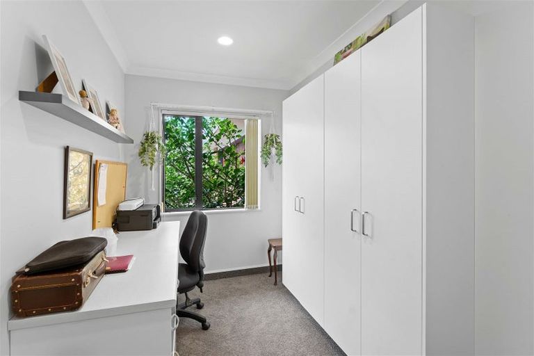 Photo of property in 15 Rifleman Lane, Paraparaumu Beach, Paraparaumu, 5032