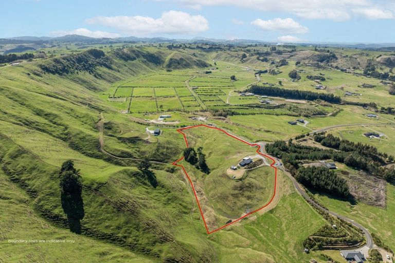 Photo of property in 78 Charnley Way, Kinloch, Taupo, 3385