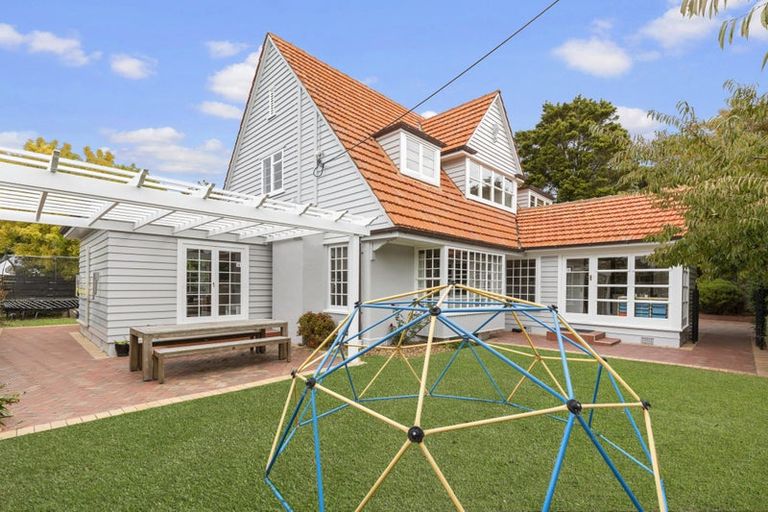 Photo of property in 34 Penrose Street, Woburn, Lower Hutt, 5010