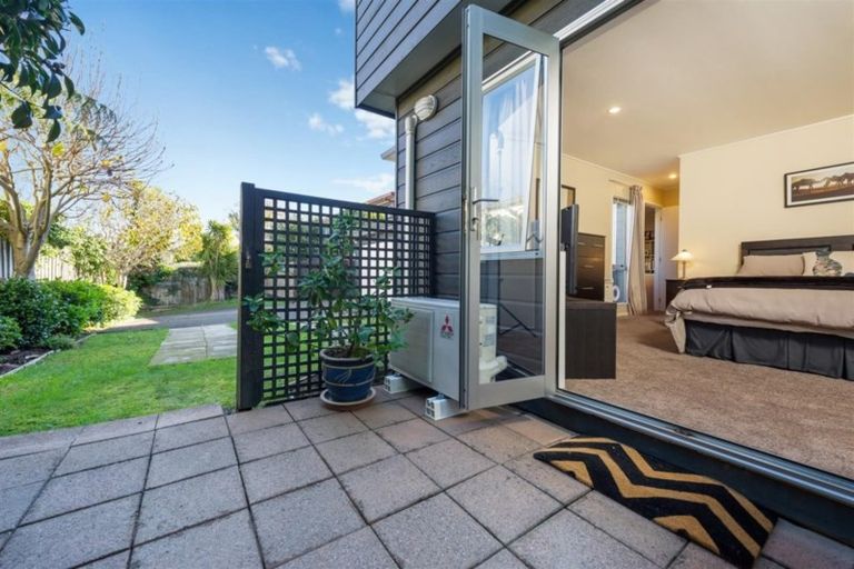 Photo of property in 36a Orchard Road, Waiake, Auckland, 0630