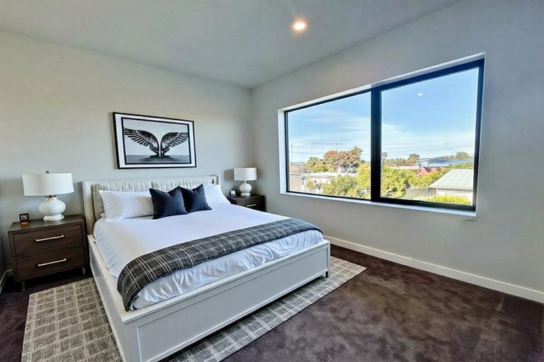 Photo of property in 723e Massey Road, Mangere, Auckland, 2022