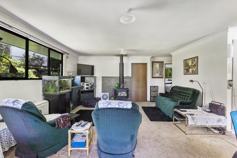 Photo of property in 16 Arthur Crescent, Waikawa, Picton, 7220