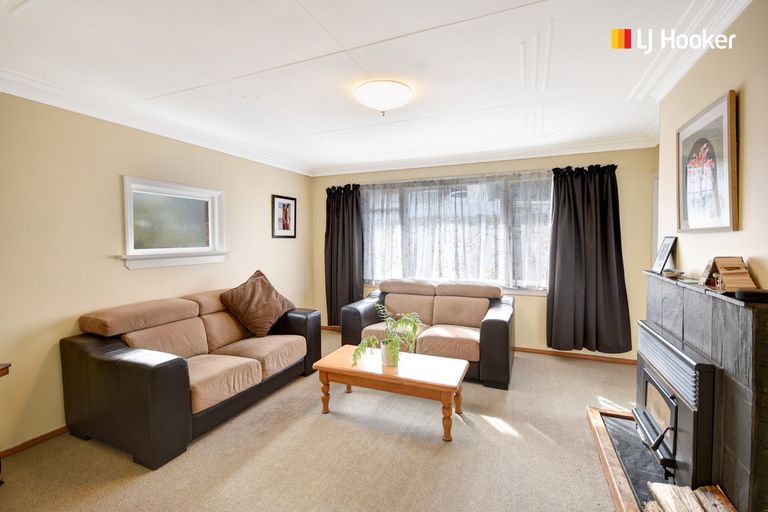 Photo of property in 35 County Road, Kaikorai, Dunedin, 9010