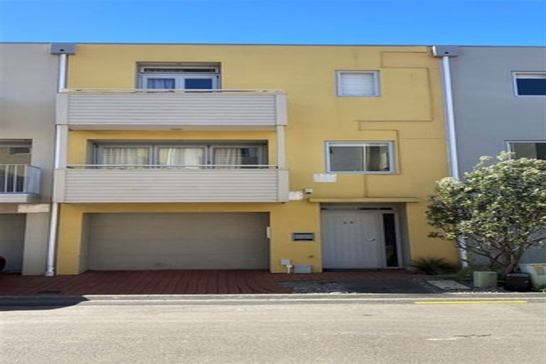 Photo of property in Marrakech Cafe, 29/305 Evans Bay Parade, Hataitai, Wellington, 6021