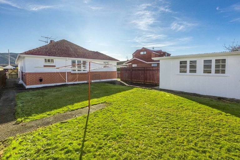 Photo of property in 16 Joseph Grove, Elderslea, Upper Hutt, 5018