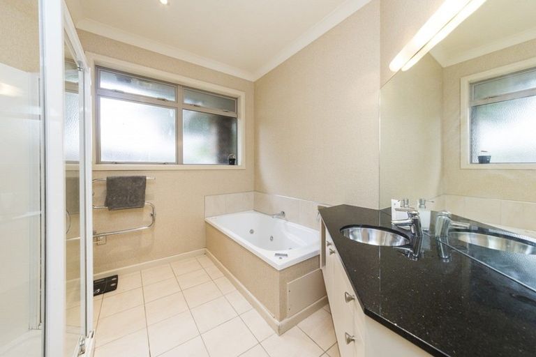 Photo of property in 865 Reid Line East, Bunnythorpe, Palmerston North, 4481