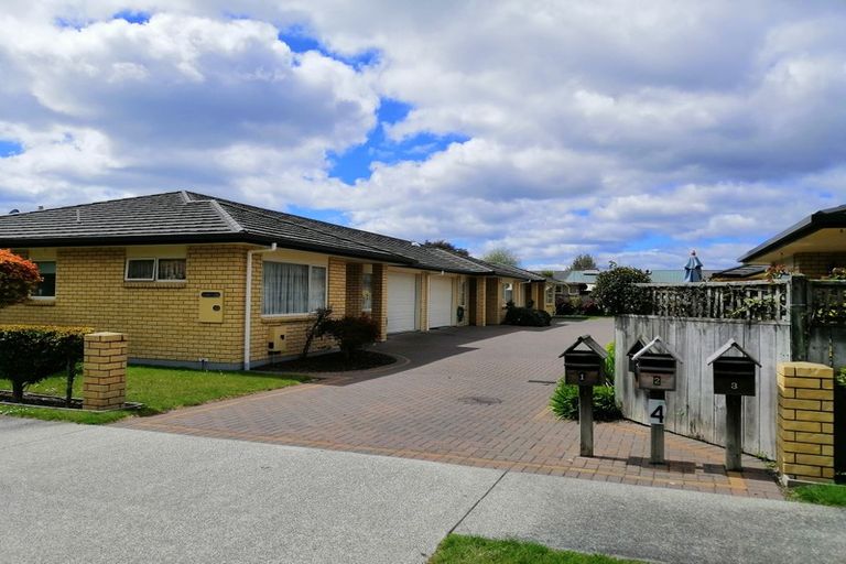Photo of property in 2/4 Ann Street, Victoria, Rotorua, 3010