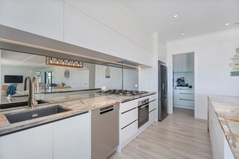 Photo of property in 17 Fred Harsant Drive, Cooks Beach, 3591