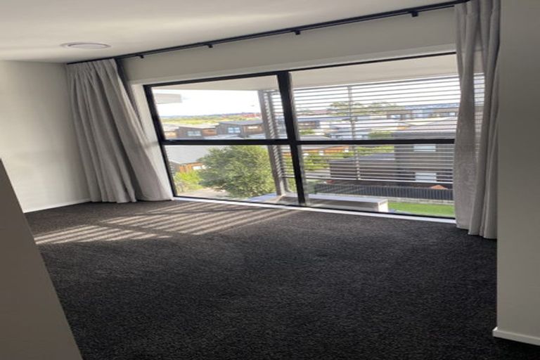 Photo of property in 81 Bomb Point Drive, Hobsonville, Auckland, 0616