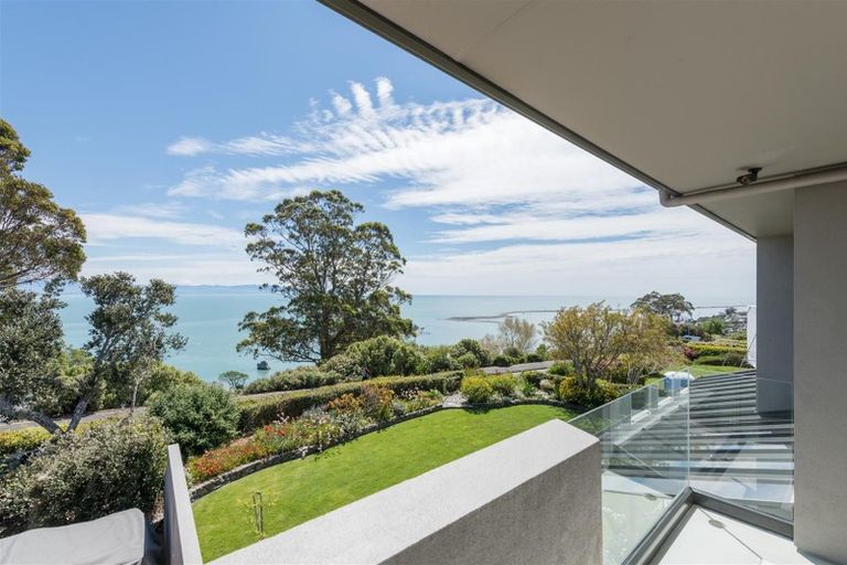 Photo of property in 141 Princes Drive, Britannia Heights, Nelson, 7010