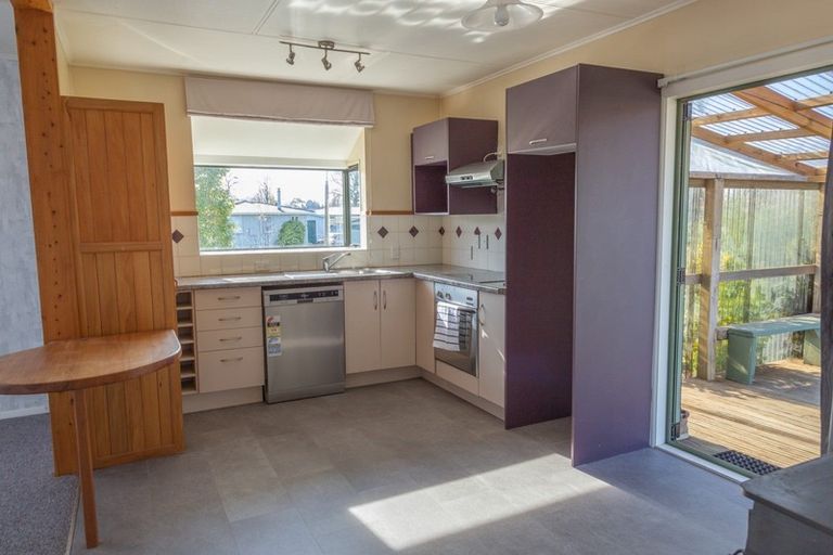 Photo of property in 17 Runuku Grove, Turangi, 3334