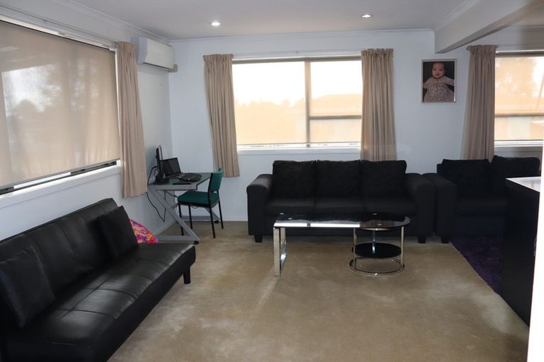 Photo of property in 34 Dissmeyer Drive, Clover Park, Auckland, 2019