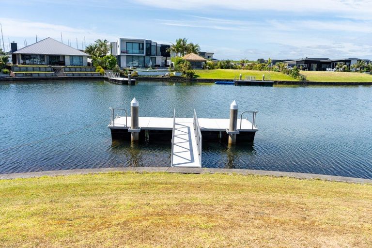 Photo of property in 23 Stace Hopper Drive, One Tree Point, 0118